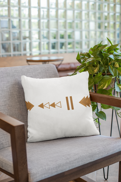 Accent Pillow, Geo Triangle Terra Cotta Brown & White
